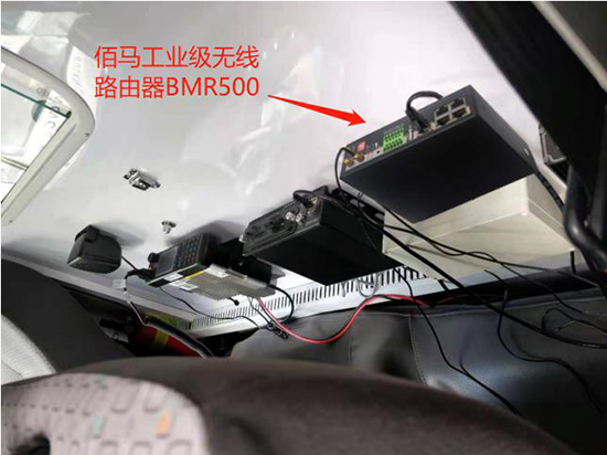 佰馬工業(yè)路由器在救護車上應(yīng)用.jpg